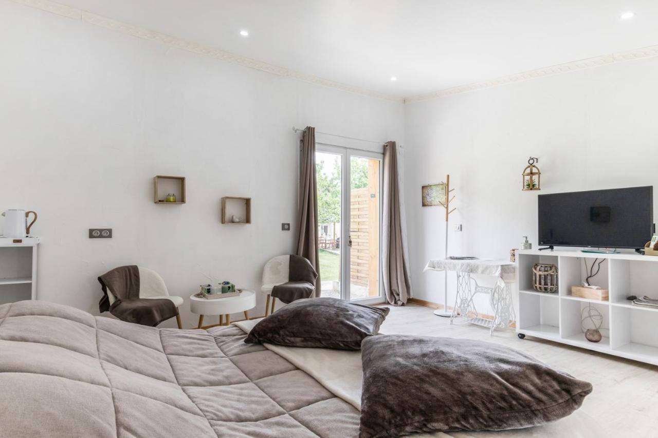 Bed and Breakfast Domaine Mon Doux Reve Террассон Экстерьер фото
